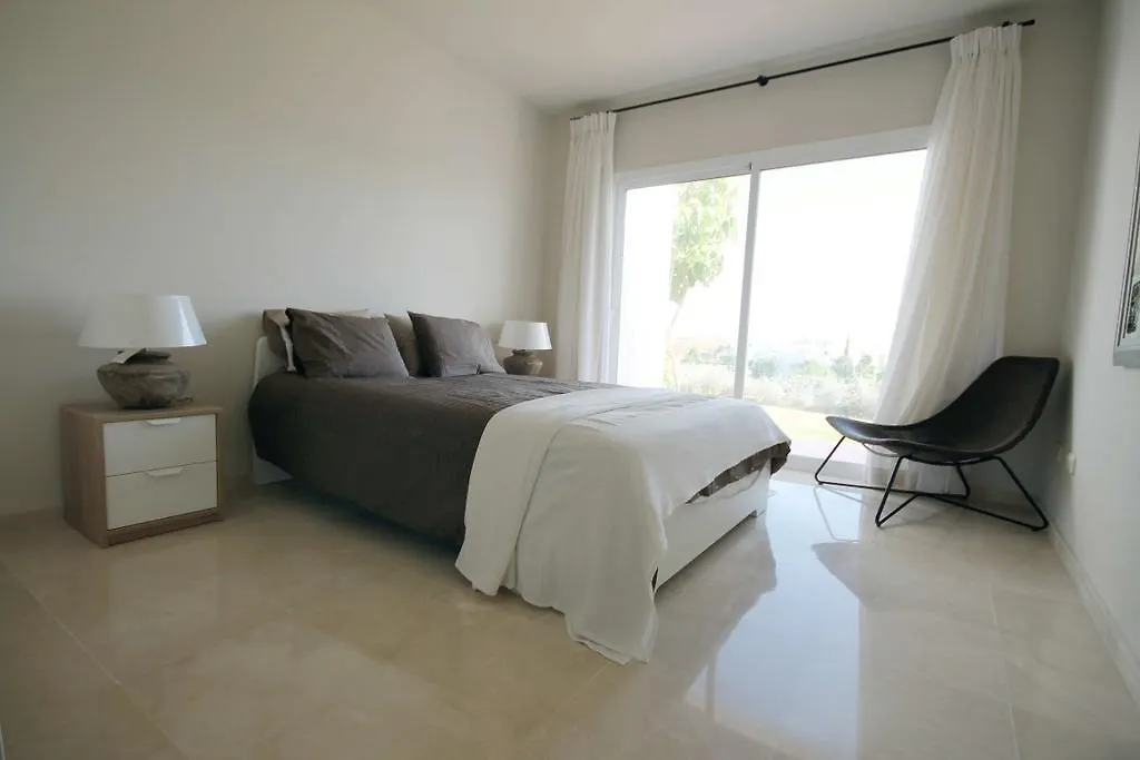 Alcazaba Lagoon Apartment Casares